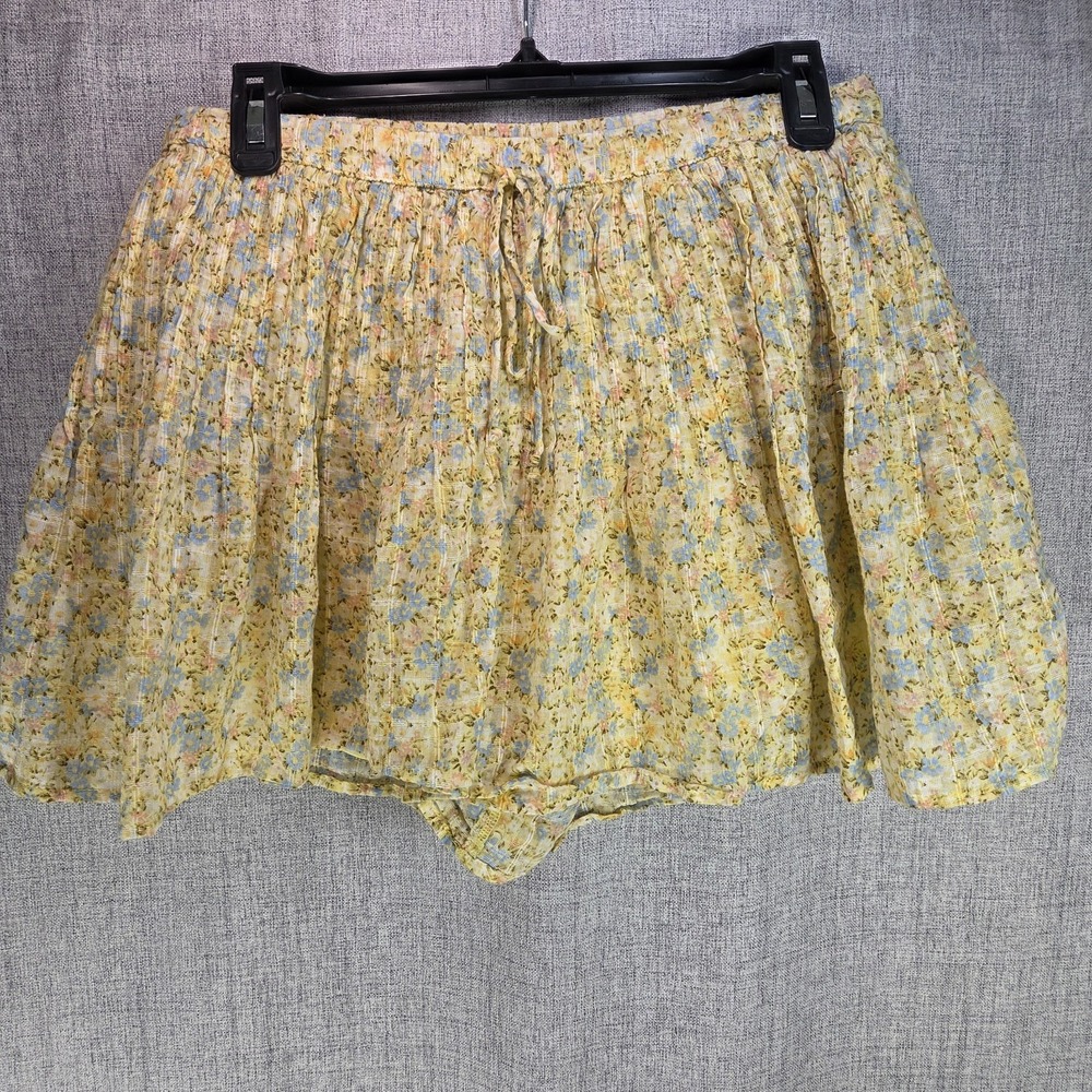 NWOT American Eagle Yellow Blue Floral Lined Lightweight Shorts Womens Medium